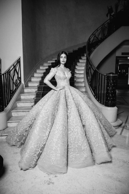 Cannes 2017 Photos: Bollywood’s Deepika Padukone, Aishwarya Ra Bachchan Impress Aishwarya Rai Bachchan looked like Cinderella on her first red carpet appearance at Cannes this year in a light blue dramatic gown